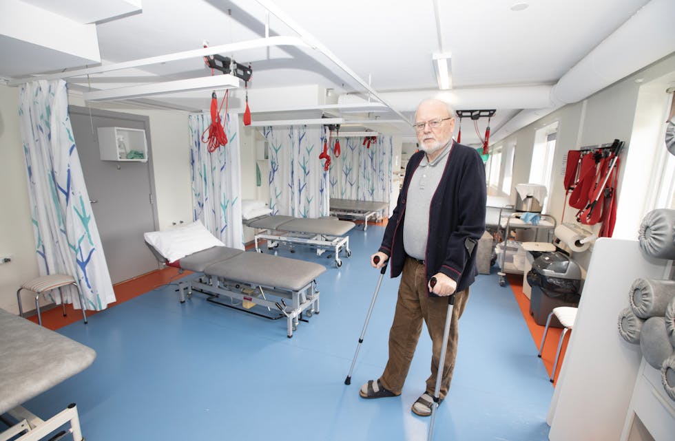 Oddvar Stangeland (75) fekk ikkje plass i heimkommunen etter operasjonen sin, men er likevel strålande nøgd med å få opptrening ved Åstveit helsesenter.
