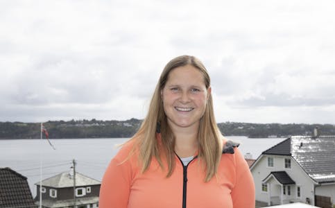 Hanne Haugland Østervold bur på Hundvåkøy med utsikt over Hundvåkosen.